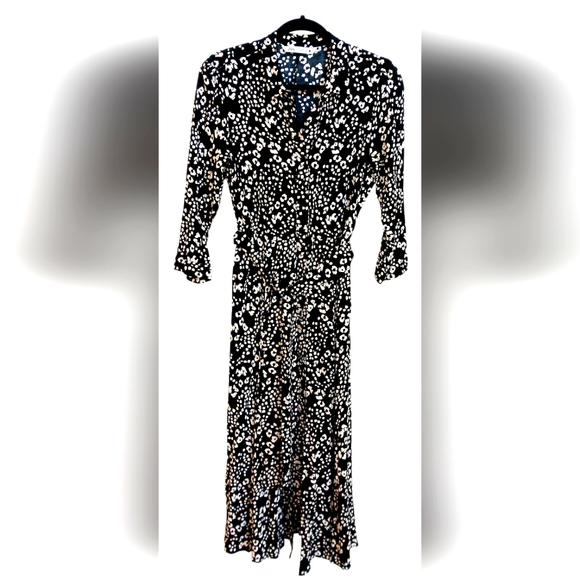 Zara Dresses & Skirts - Zara Women's "The Marilyn" Black and White Print Maxi Dress- Size 14